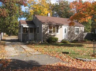 121 Stuart St, Springfield, MA 01119