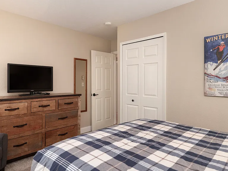 203 Village Dr #11-32 — Photo 18
