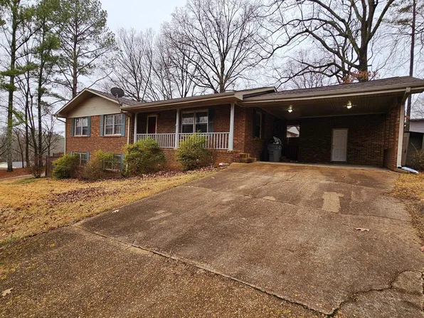 231 Cedar Ln, Killen, AL 35645