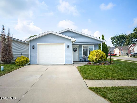 3rd image of 2240 Redbud Ln