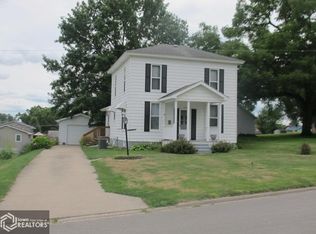 1508 Roland Ave, Chariton, IA 50049