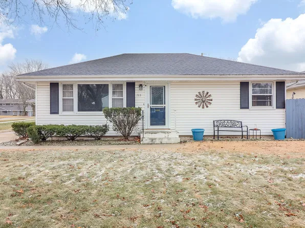 783 Elizabeth St, South Elgin, IL 60177