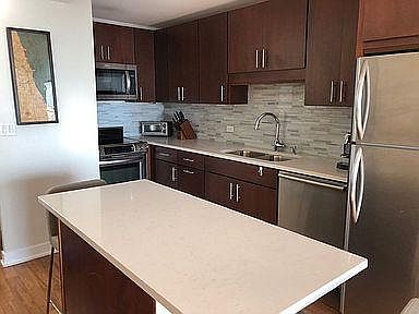2nd image of 1660 N Lasalle St #2910