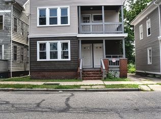 207 Oakland Ave FLOOR 3, Providence, RI 02908