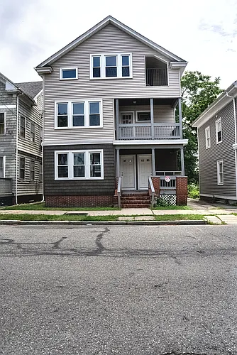 207 Oakland Ave Photo 1