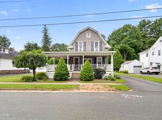 41 1st Ave, Broadalbin, NY 12025