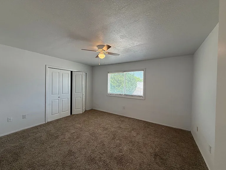 313 Innsdale Ter — Photo 18