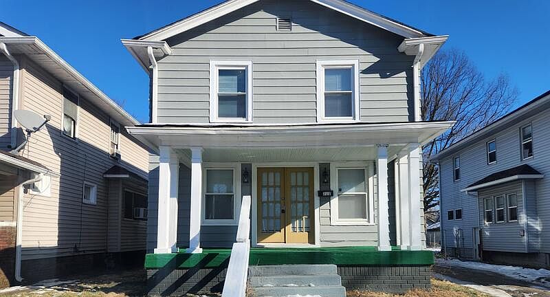 1st image of 721 N Grant Ave