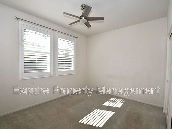 5th image of 433 Castiano St