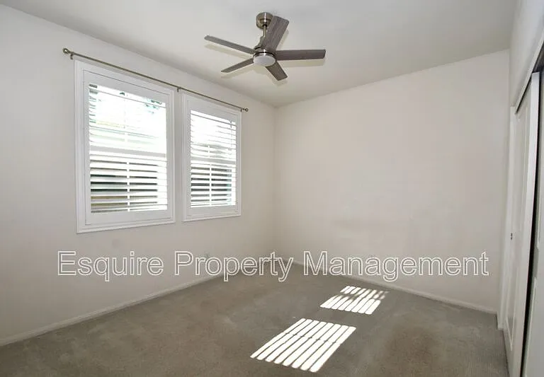 433 Castiano St — Photo 5