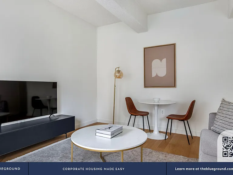 360 W 34th St #5E — Photo 5
