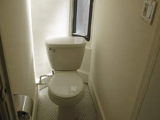 Rented by Roseann Lettieri Realty | media 22