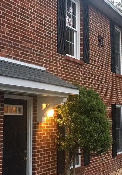 409 N Walnut Ave — Photo 1