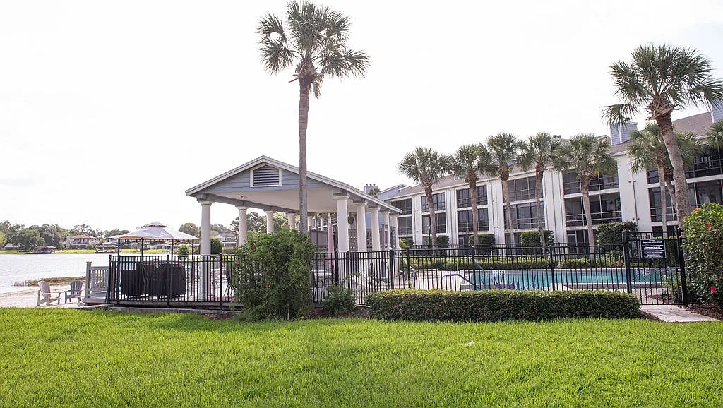 4101 Fairview Vista Point, Unit 230 — Photo 4