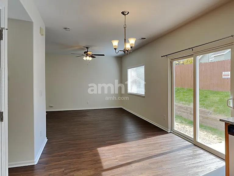 19506 E Bellisario Creek Dr — Photo 6