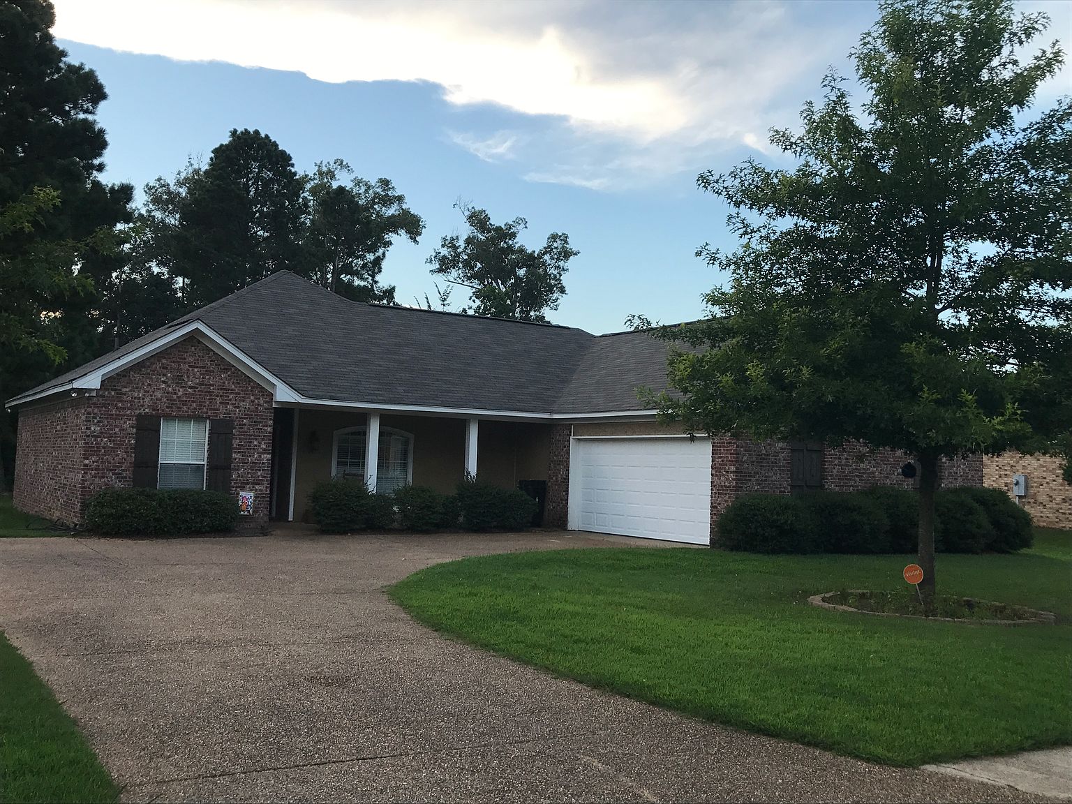 174 Oak Grove Dr, Brandon, MS 39047 | Zillow