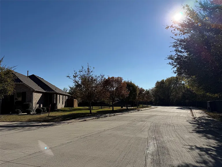 8089 Rabbit Dr — Photo 12