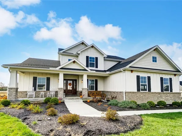 1743 Vicki Ln, Lebanon, OH 45036