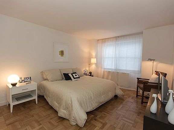 5th image of 1385 York Ave APT 14G