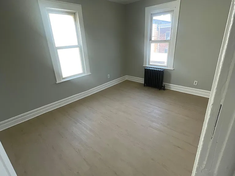 180 Columbia Ave #1F — Photo 4