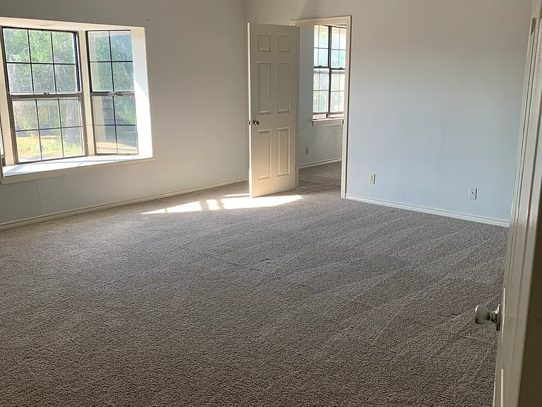 8615 Easy Valley St — Photo 3