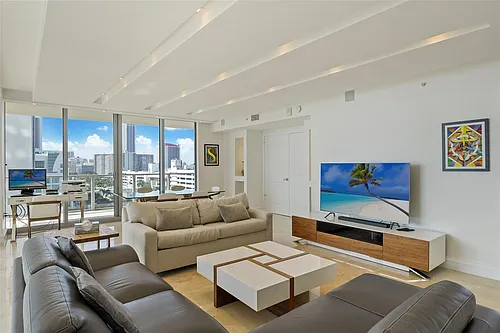 3101 S Ocean Dr #902 Photo 1