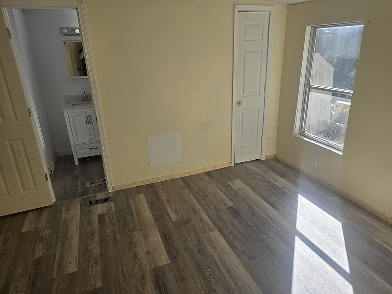 8 Cedar Grove Village St — Photo 12