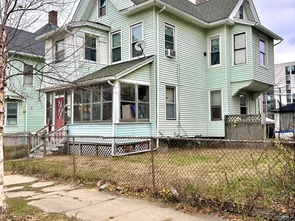 163 Marion St, Springfield, MA 01109