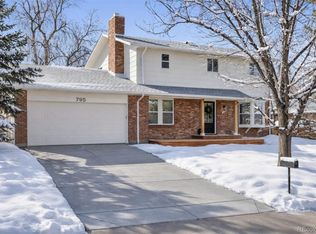 795 S Moore Street, Lakewood, CO 80226