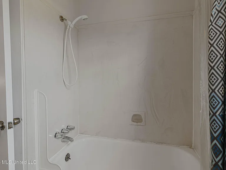 35B Northtown Rd — Photo 16
