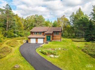 44 Cherry Tree Ln, Saranac Lake, NY 12983