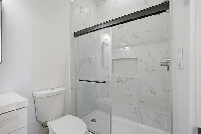 2210 Eureka Ter — Photo 18