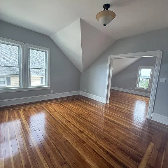 467 Middle St — Photo 6