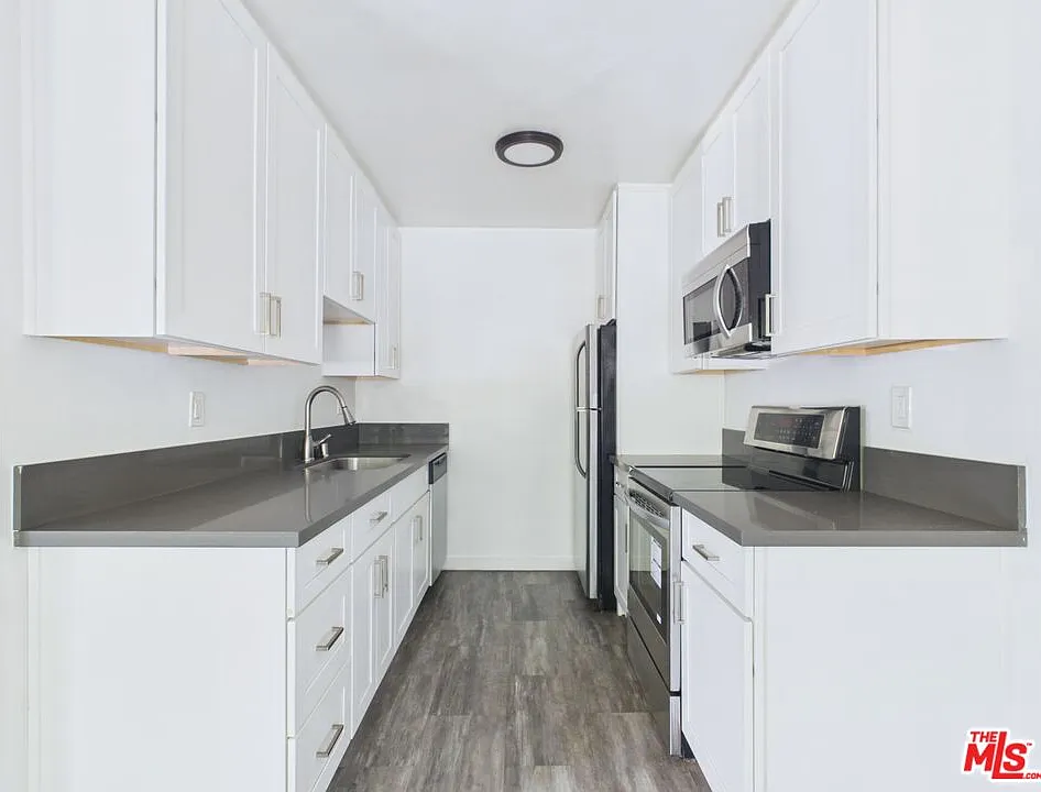 1 bed, 1.0 bath, 900 sqft, $2,750 — Photo 4
