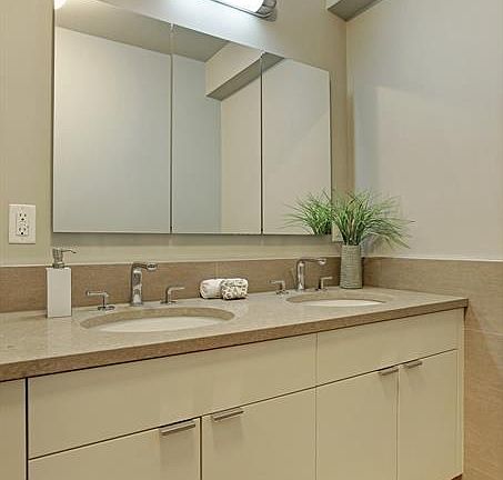 5th image of 100 W 93rd St APT 2F