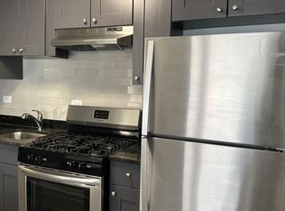 6257 N Milwaukee Ave, Chicago, IL 60646