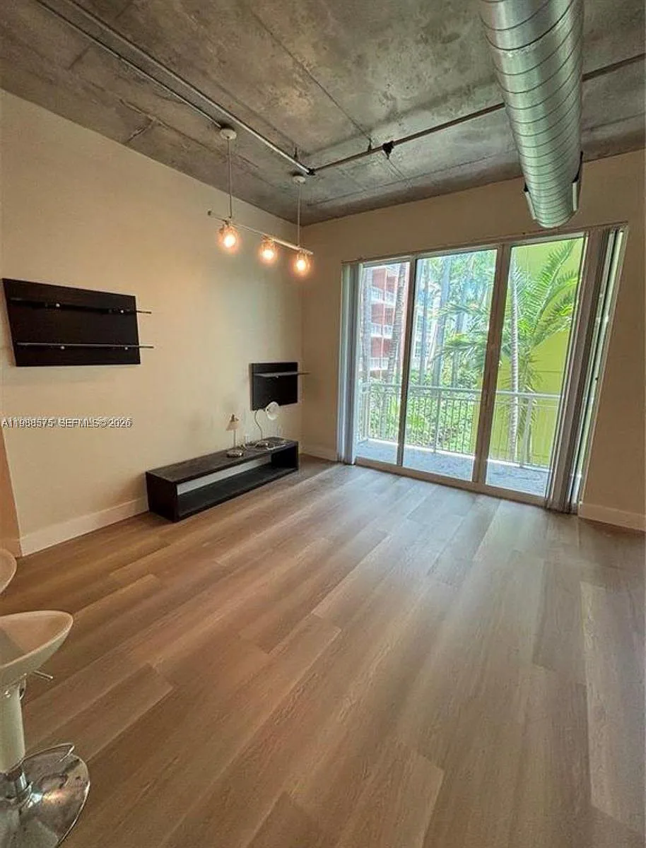 Building Photo - 2001 Biscayne Blvd #2217