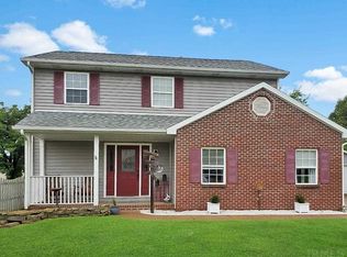 8516 Manchester Ct, Evansville, IN 47725