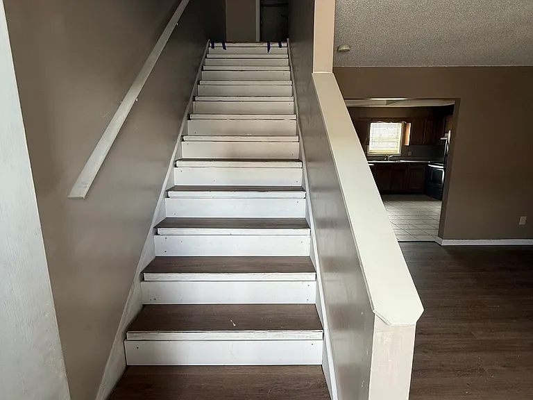 24 Lexington Ct — Photo 13