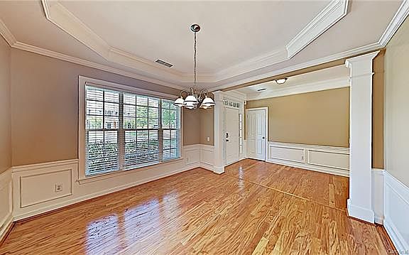 2nd image of 6852 Guinevere Dr