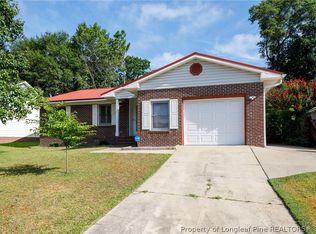 6504 Applewhite Rd, Fayetteville, NC 28304