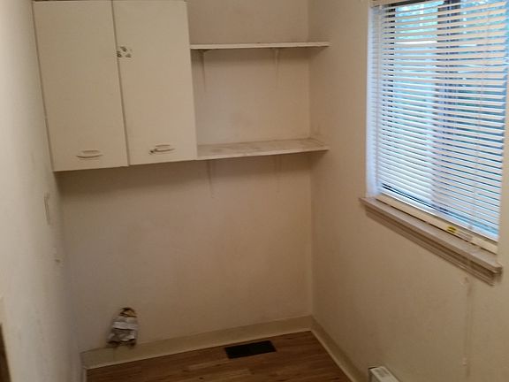 2nd image of 8111 Highland Ave