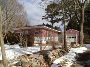 873 Middlebridge Rd, South Kingstown, RI 02879