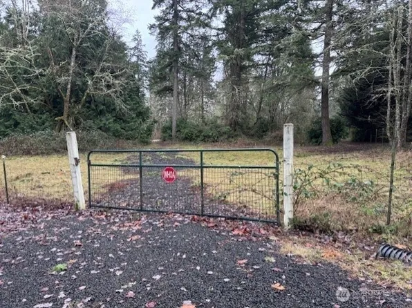 11752 SE Black Road, Olalla, WA 98359