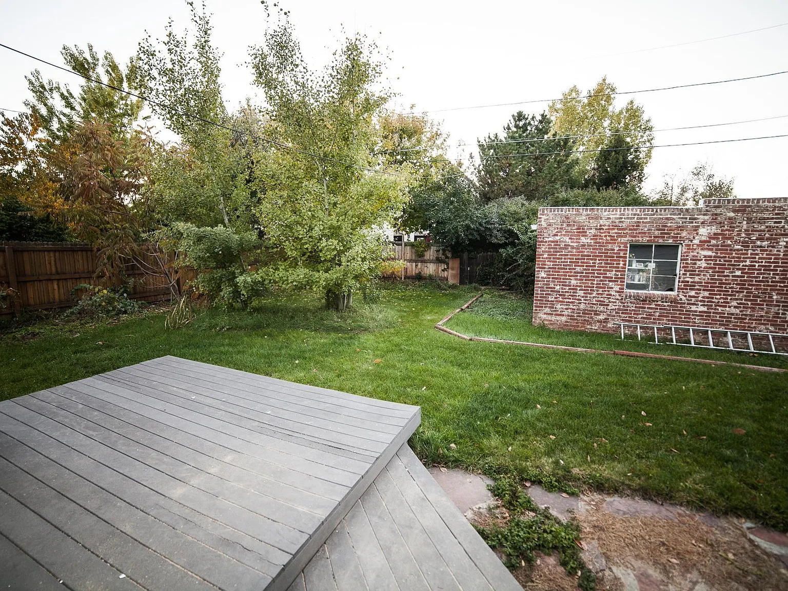 3 bed, 2200 sqft, $2,600 — Photo 4