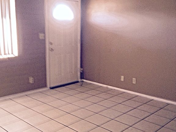 5th image of 7040 N 76th Ave APT 3