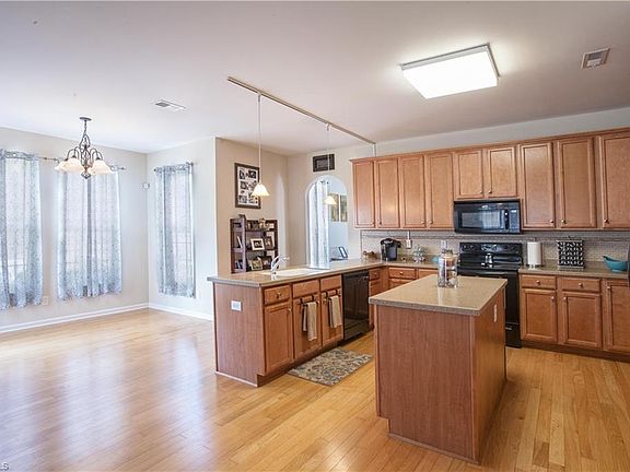 5th image of 1759 Pine Cove Ct