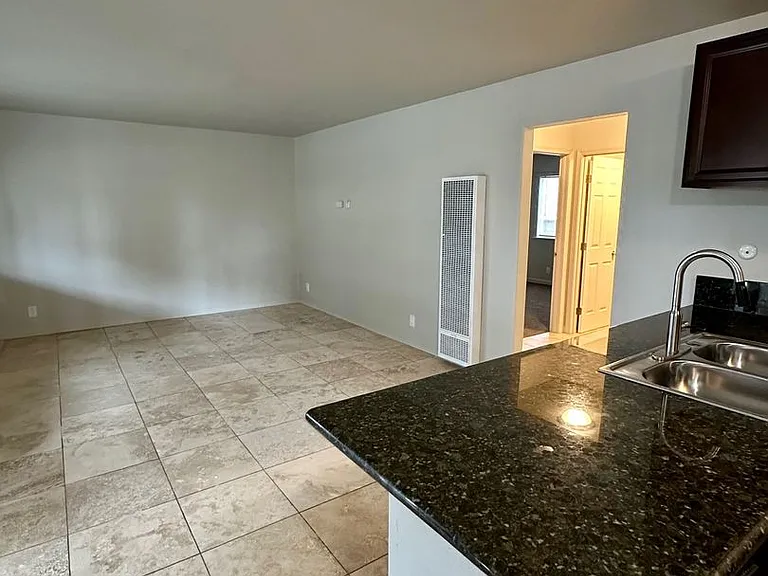 337 N. Merrill Ave — Photo 18