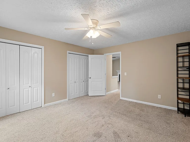3056 Casa Dr — Photo 17