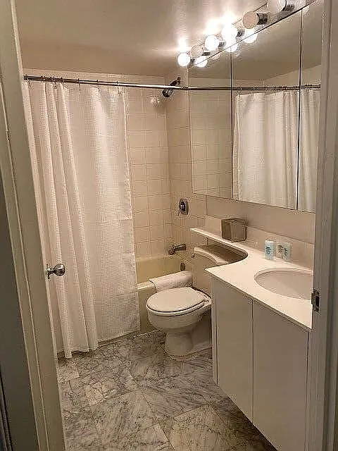 150 West 51st Street — Photo 4
